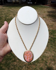 Vintage 1974 Sarah Coventry Coraline Pendant Brooch Necklace 25″