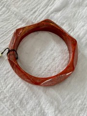 Vintage Lucite Resin Acrylic Bangle Bracelet Barnelli Creations NWT Red Marbled