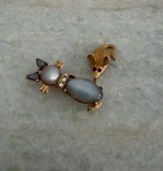 Vintage Jelly Belly Cat and Mouse Trembler Brooch Pin Very Good Condition