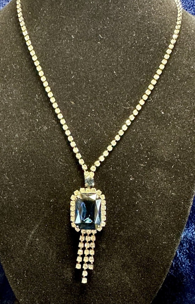 Vintage London Blue Topaz Color Rhinestone Necklace Choker 16” Glass