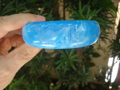 Restored Vintage 7/8″ Bakelite Bracelet! Marbled Bright Sky Blue/White Colors!