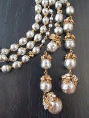 MIRIAM HASKELL 50’S SIGN 2PC S-GREY BAROQUE PEARL ICE CLEAR MONTÉE BRASS ACCENTS