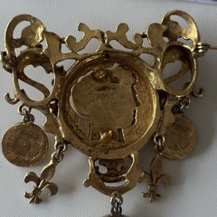 Vintage Gold Tone Regina II Faux Coins Brooch Pin 2.5 Inches