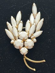 Vintage Juliana? Open Back Navettes Set In Goldtone -#470
