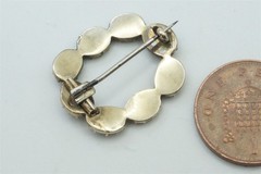 GOLD GARNET CIRCLET BROOCH – ANTIQUE ENGLISH c1830