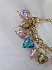 Graziano Art Glass Hearts Charm Bracelet Pink Green Blue 8-9″ Gold Plated