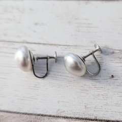 Vintage Screw Back Earrings 0.5″ Faux Pearl Classic Stylish – Stamped “Sterling”