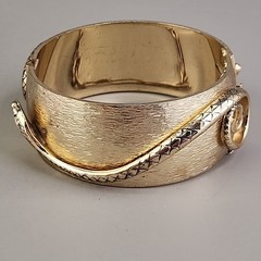 Vintage Whiting & Davis Snake Bangle Bracelet Serpent Brushed Gold Tone 6″
