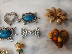 Vintage Estate Brooch Lot Costume, Christmas, Animals Brooches & Pins