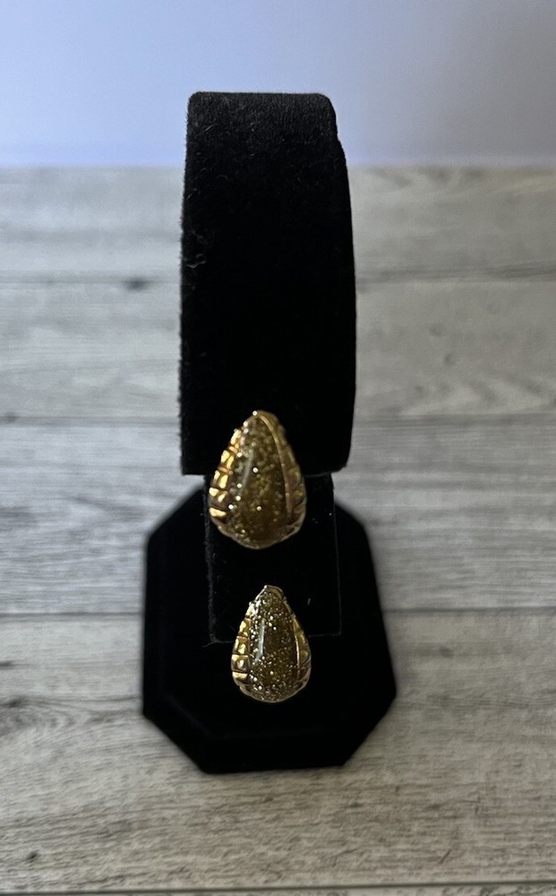 Vintage Galactic Fissure Sparkly Gold Tone Stud Earrings .5 inches