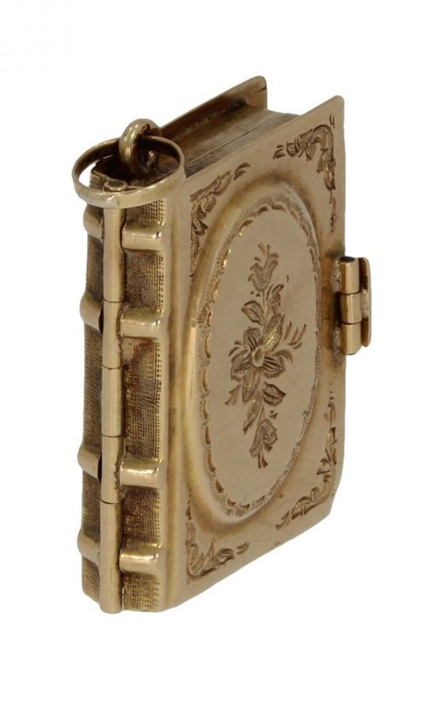 ANTIQUE 14K Gold Photo Locket Pendant Engraved Floral Estate Charm 4g