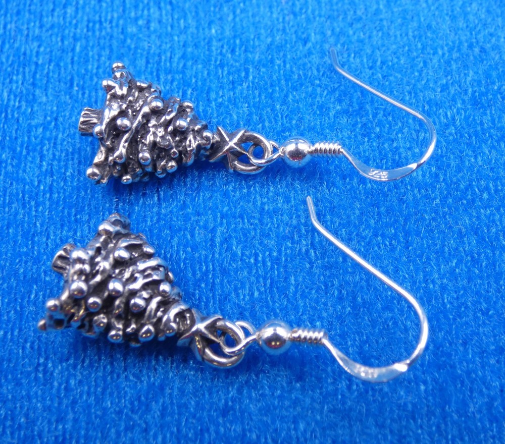 Nice Vintage Sterling Silver MORGAN FISCHER 3D Christmas Trees Dangle Earrings