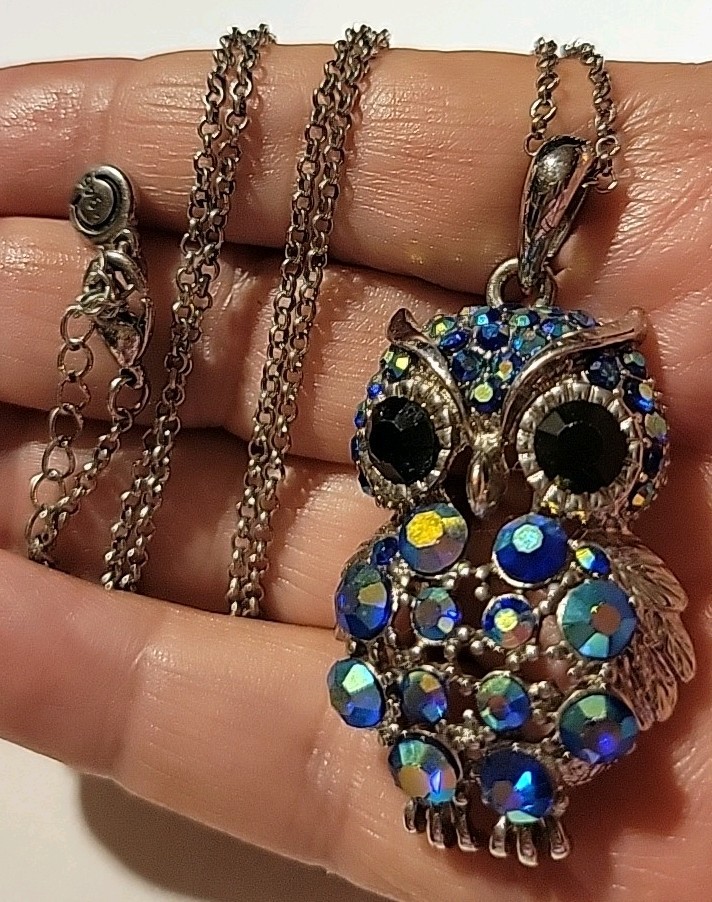 Vintage Silvertone Signed 1946 AB Rhinestones Owl Pendant And Necklace 32in