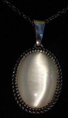Moody Vintage White Cat’s Eye Moonstone Pendant Necklace—Milky Shimmer Effect