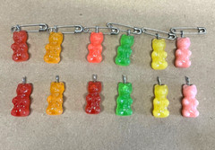 Vintage Sugar Rush Original Gummy Bear Jewelry Plastic Charms Saftey Pin 200+