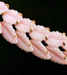 Vintage 1950s Pink Thermoset Leaf Choker Necklace & Clip-on Earrings Set MCM