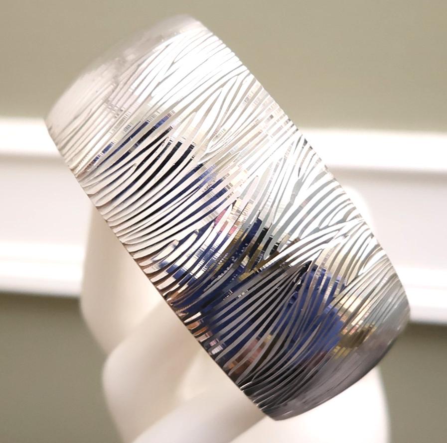 VicenzaSilver bracelet JCM 925 sterling silver textured cuff hinged 6.75 in fit