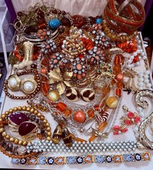 Vintage Estate Costume Jewelry Lot! MONET, NAPIER and more!