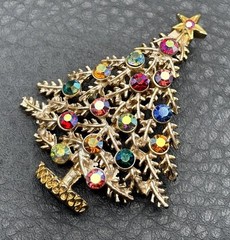 Vintage Weiss Gold Tone AB Aurora Borealis Rhinestone Christmas Tree Brooch Pin