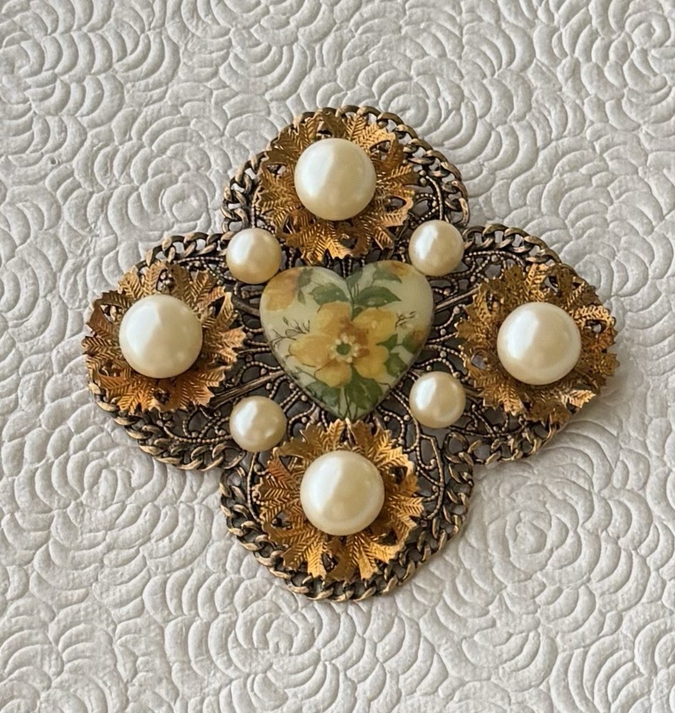 Vintage Flower /Heart Cameo Up Cycle handcrafted / filigree brooch