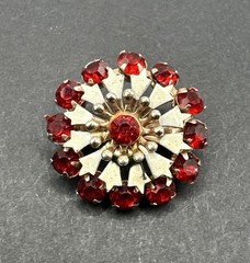 Vintage Red Rhinestone Flower Brooch J42