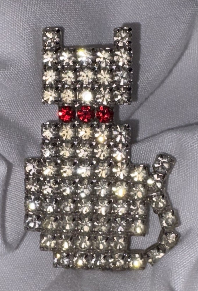 Vintage BAUER Cat W/Red Collar Sparkly Crystals Marked By Maker Brooch Pin