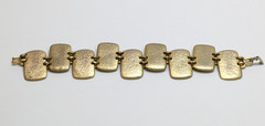 VTG Textured Gold Tone MCM Modernist Panel Bracelet 7″ Long 1″ Wide