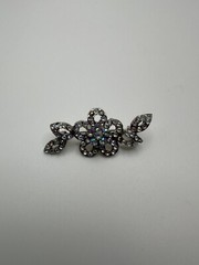 Vintage Rhinestone Flower Brooch 4.5cm BB10