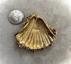 Vintage CINER Jewel Encrusted Gold Shell Pin – Signed & Excellent!