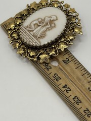 Vintage Cameo Brooch Pendant Gold Tone Plastic Cameo Greek Scene Ivy Frame 2”