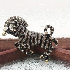 New Full Rhinestone Zebra Brooch Enamel Animal Pin Jewelry