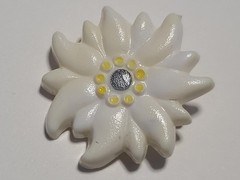 Vintage German Edelweiss Pin Flower Brooch 1940s 1950s WWII DDR Early Plastic