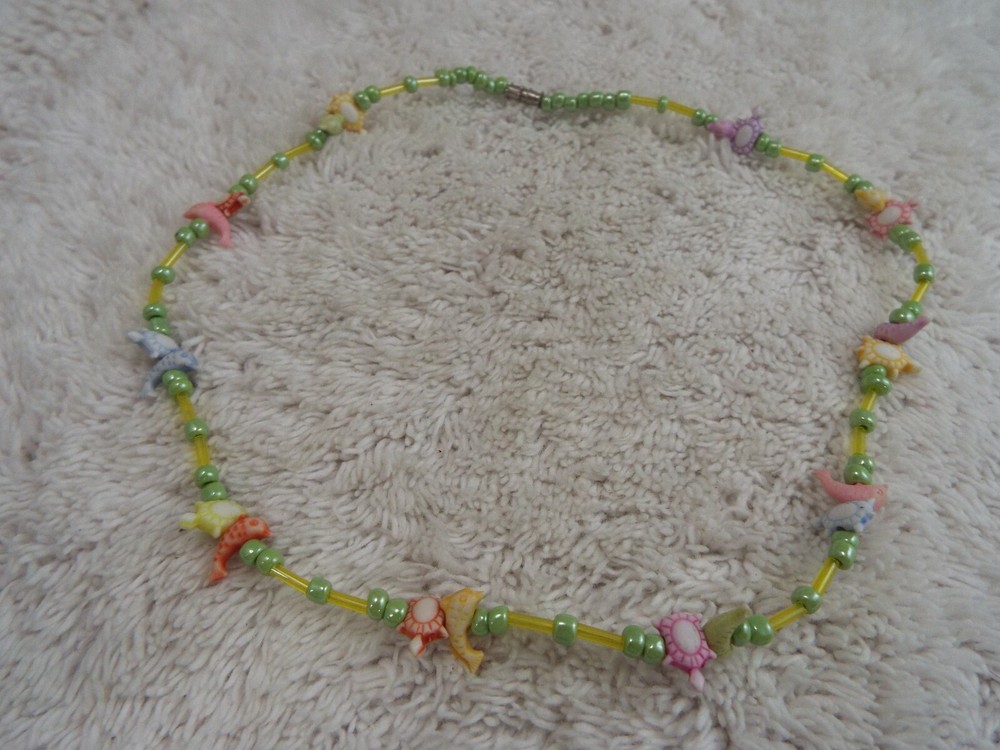 Turtle Dolphin Green Bead Necklace (C76)
