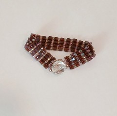 BEAUTIFUL😍 Handmade beaded cuff bracelet Tila beads & a crystal bead 7″ 12.7g