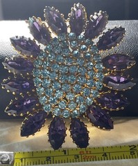 Vintage Blue And Purple Made In Austria Stamped Rhinestone And Gold Tone Brooch