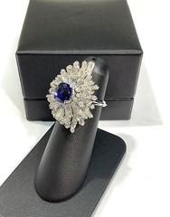 18K White Gold 5.90ctw Oval Blue Sapphire & Tapered Baguette Diamond Ring