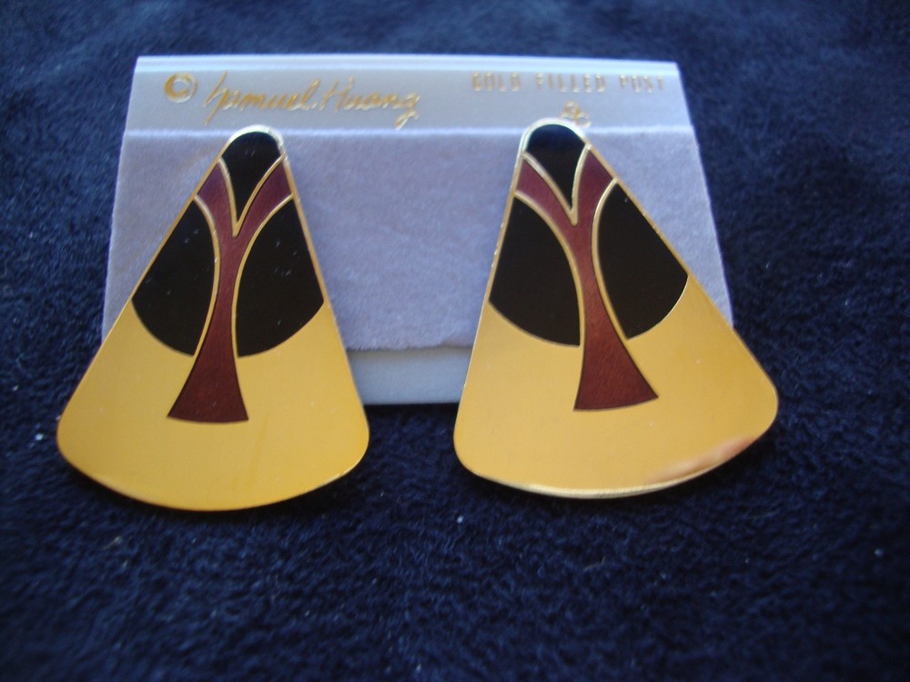 VINTAGE SAMUEL HUANG CLOISONNE EARRINGS BLACK & RED ENAMEL GOLD FILLED POST