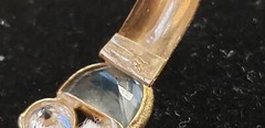 Vintage 18k gold earrings, three stones, with face portrait on it .16 otz
