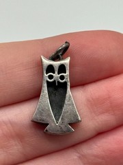 Vintage Cinruss Creations Modernist Sterling Silver Owl Charm Pendant