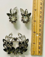 JULIANA D & E Book Piece Set; Gray & Clear Rhinestone Brooch & Earrings 1960’s