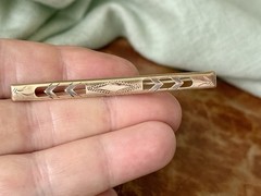 Antique 10k Gold Top Bar Brooch Engraved Flower Design Edwardian Era FJ247
