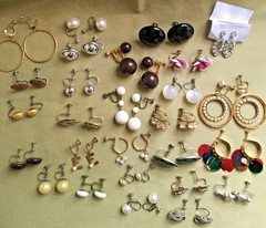 SCREWBACK EARRINGS – LARGE LOT – Vintage – Varied Styles – All Nice – Lot #5