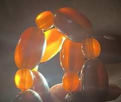 Vintage-Root Beer/Cherry Cola/Amber Orange-Carved Horn-Oval Bead-28 in Necklace