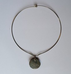 Southwestern Turquoise Blue Howlite Nickel Silver Pendant Stiff Choker Necklace