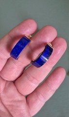 Vintage 14K Yellow Gold Hong Kong Lapis Hoop Earrings 1” Long, Vintage