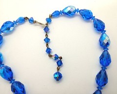 Vintage 1950s-1960s Bright Blue Aurora Borealis Faceted Crystal Choker Necklace