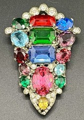 Vtg Signed Eisenberg Original Mulit-Colored Rhinestone Fur Clip/Pin – Read