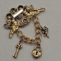 Cherub Heart Charm Valentine Brooch Brass Angels Pin 3″ Love