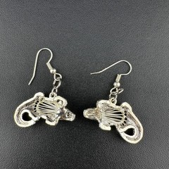 Vintage Pierced Earrings Silver Gold Tone Alligator Crocodile Two Tone Metal