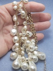 White And Gold Pearl Imitation Choker Necklace 17in.
